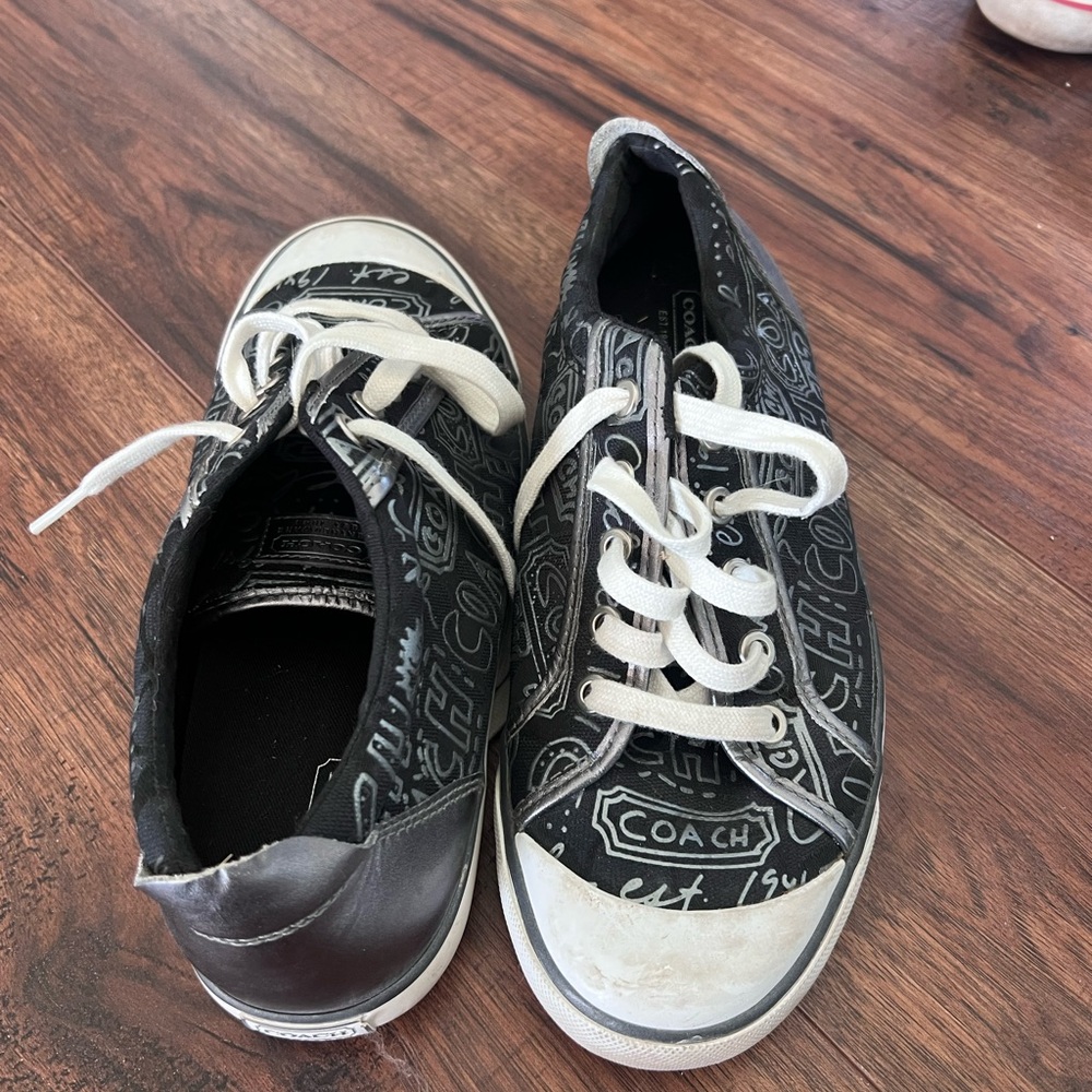 Coach Black and White Sneakers Classic Design
